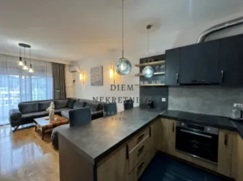 Izdavanje, jednosoban stan, 50m², Ulcinj, Crna Gora - image 8