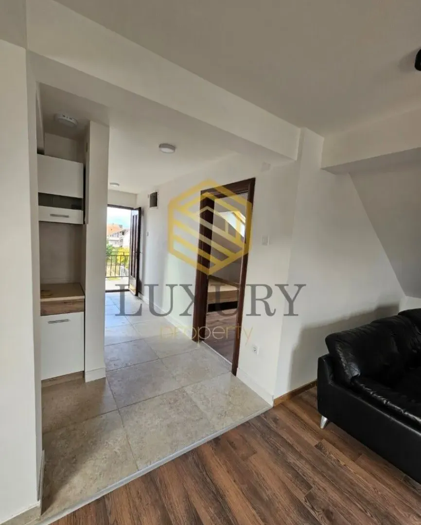 Izdavanje, jednosoban stan, 80m², Stari Aerodrom, Podgorica
