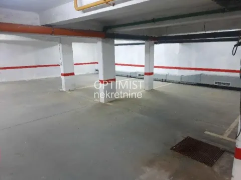 Sale, parking/garage, 170m², Kumodraž 1, Kumodraž Sve Podlokacije - image 7