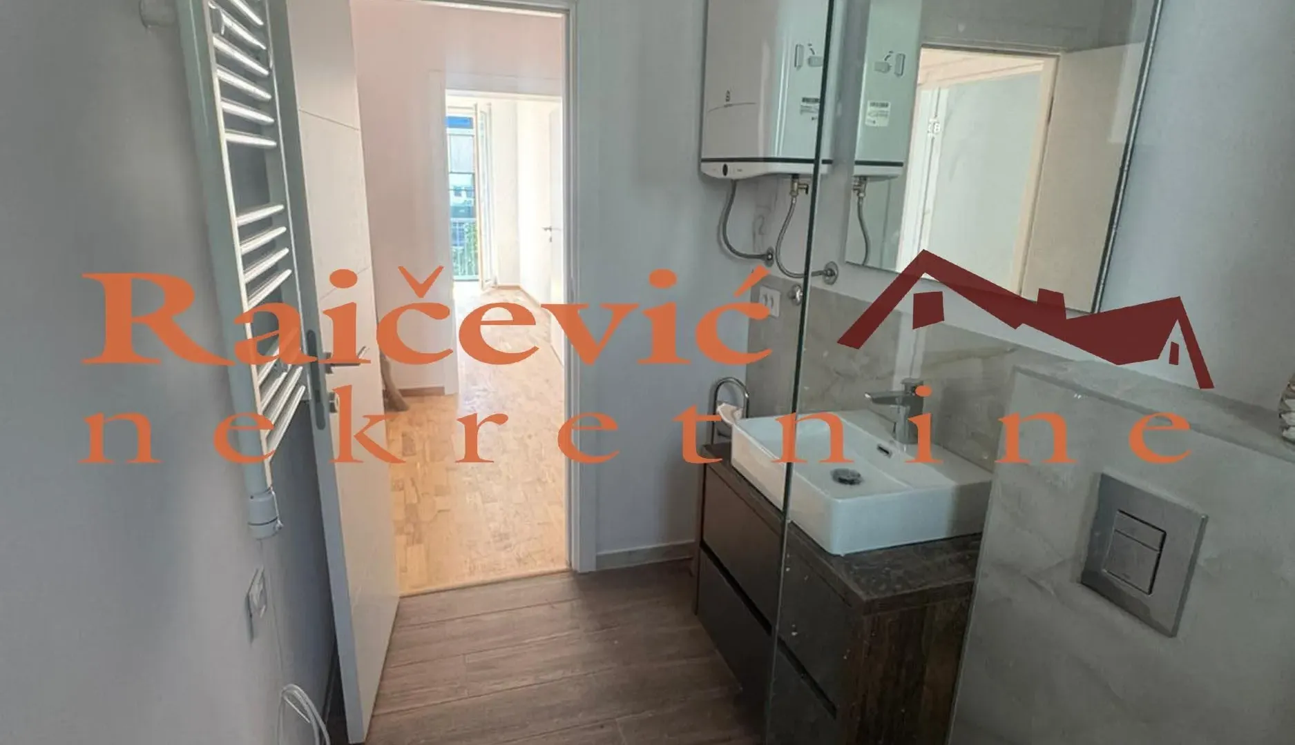 Prodaja, dvosoban stan, 45m², Centar, Požarevac