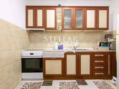 Izdavanje, dvosoban stan, 62m², Stari Aerodrom, Podgorica - image 11