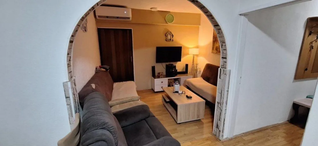 Prodaja, jednosoban stan, 36m², Centar, Bar