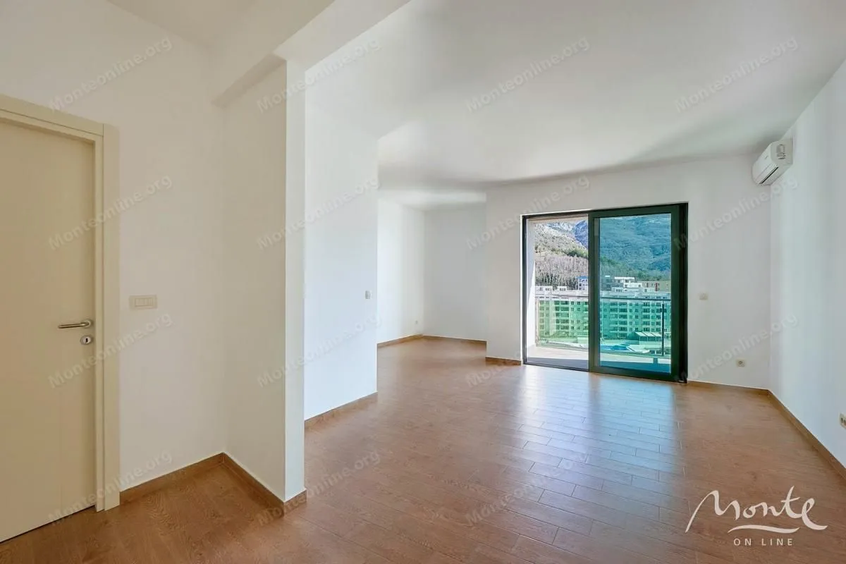 Sale, two bedroom apartment, 63m², Bečići, Budva