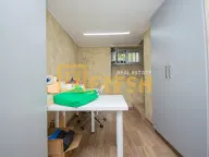 Izdavanje, poslovni prostor, 80m², Centar, Podgorica - image 7