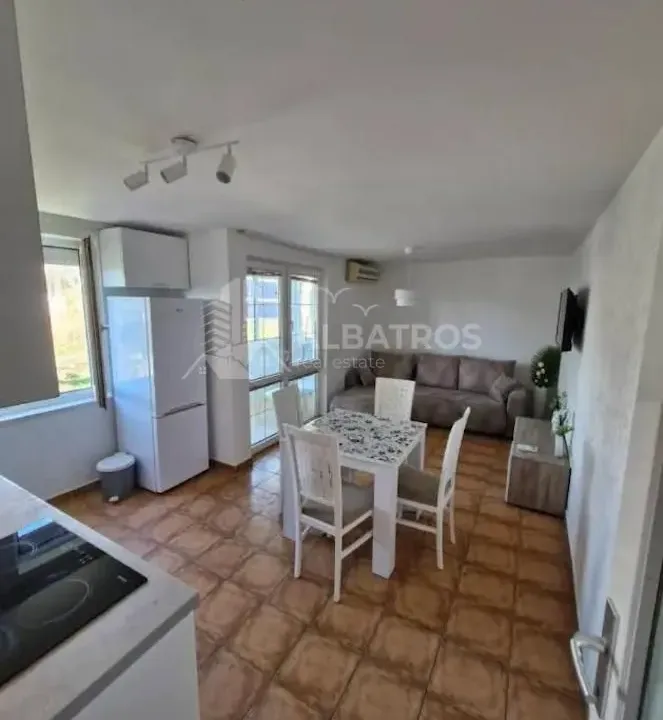 Sale, three bedroom apartment, 76m², Sutomore, Bar