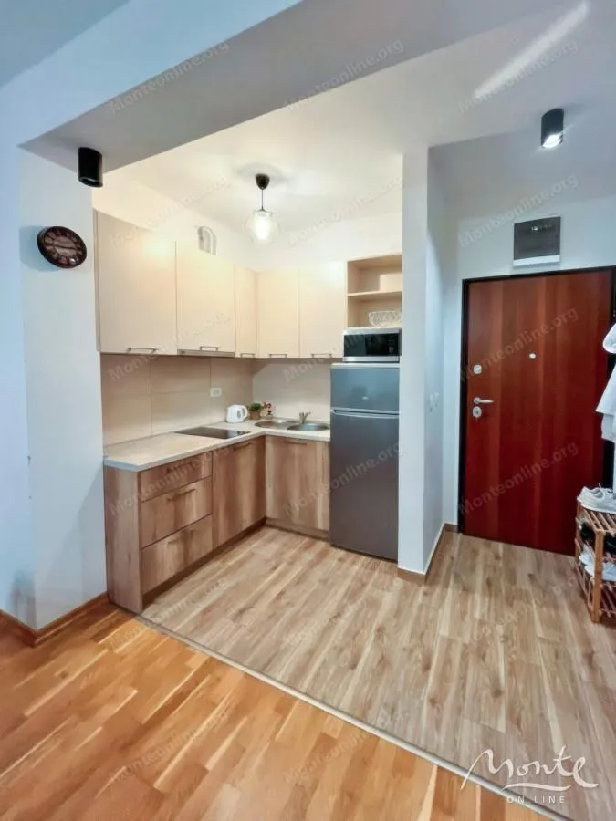 Sale, one bedroom apartment, 40m², Maine, Budva