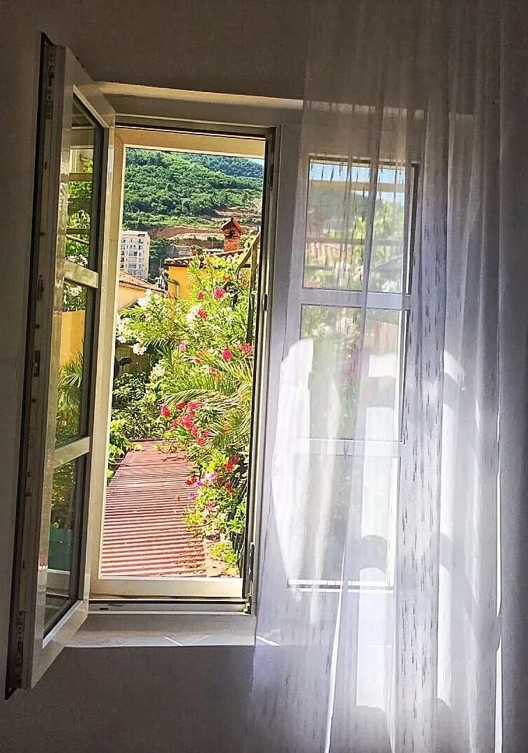 Prodaja, jednosoban stan, 48m², Stari Grad, Budva
