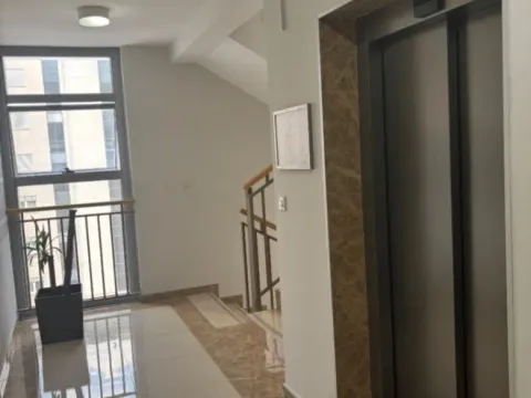 Prodaja, jednosoban stan, 54m², City Kvart, Podgorica - image 14