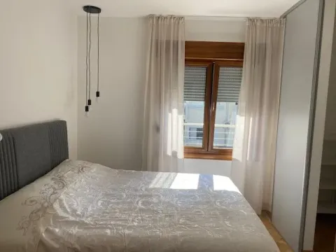 Izdavanje, jednosoban stan, 64m², Centar, Tivat - image 7