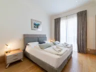 Izdavanje, dvosoban stan, 131m², Porto Montenegro, Tivat - image 17