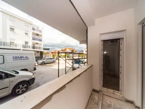 Prodaja, dvosoban stan, 63m², Zagorič, Podgorica - image 9