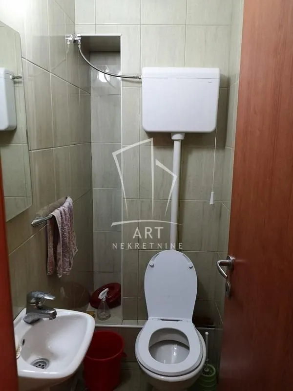 Prodaja, četvorosoban stan, 88m², Novi Beograd Blok 30, Novi Beograd Sve Podlokacije