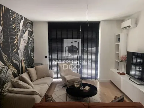 Izdavanje, dvosoban stan, 82m², Savski Venac, Beograd - image 17