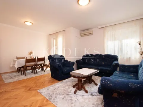 Izdavanje, jednosoban stan, 55m², Stari Aerodrom, Podgorica - image 1