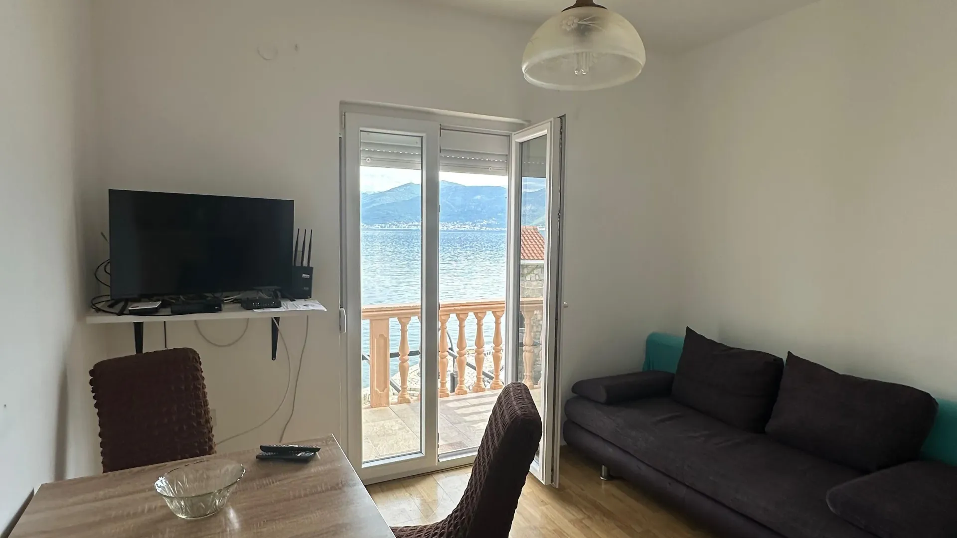 Prodaja, kuća, 180m², Krašići, Tivat