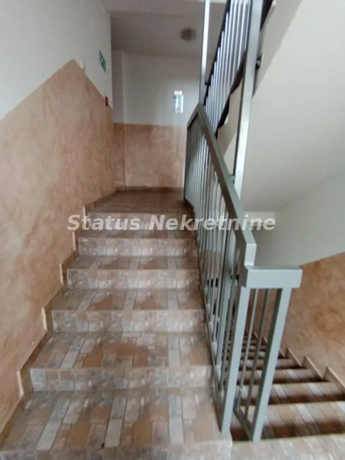 Rent, one bedroom apartment, 37m², Adamovićevo Naselje, Novi Sad Sve Podlokacije