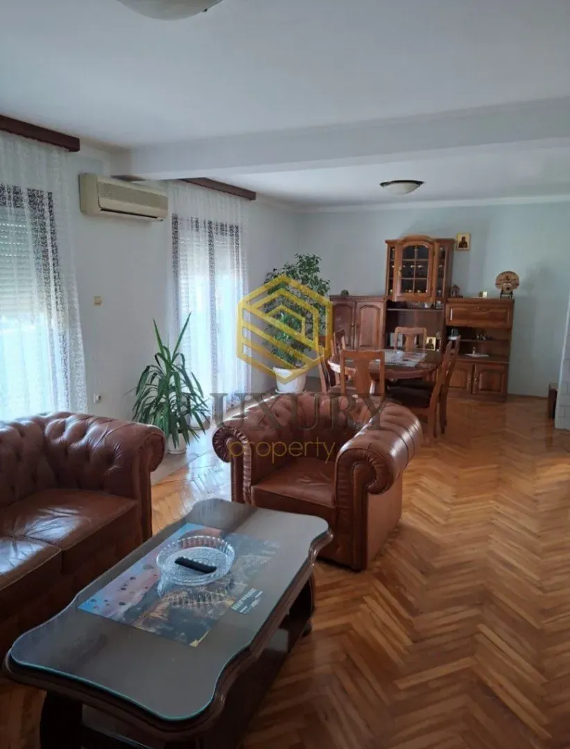 Izdavanje, kuća, 100m², Zagorič, Podgorica