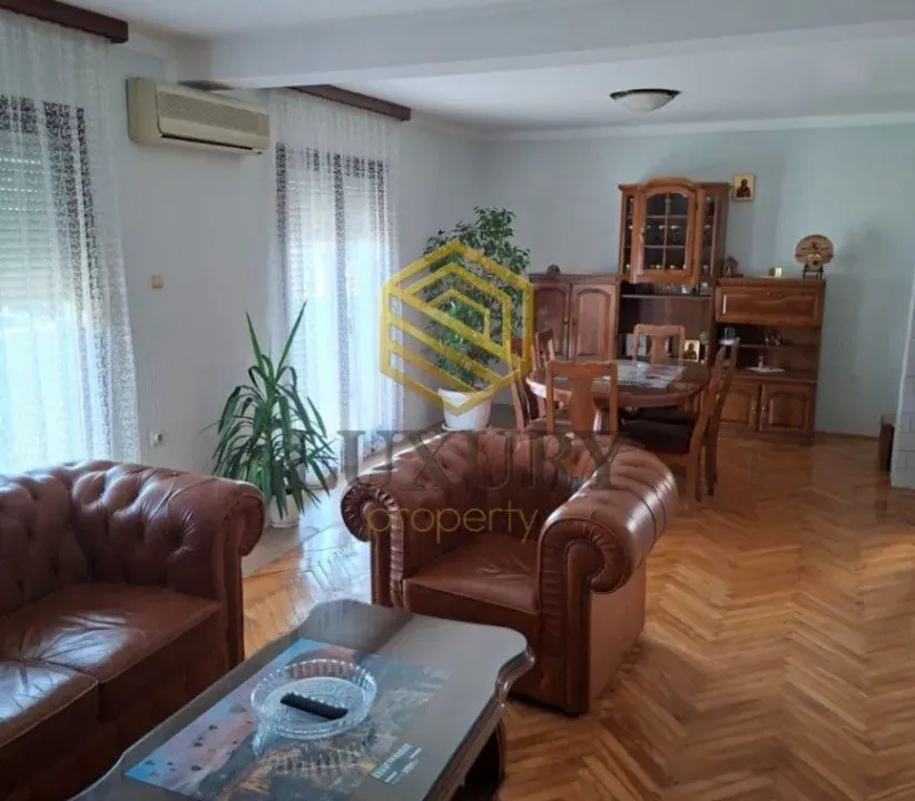 Rent, house, 100m², Zagorič, Podgorica