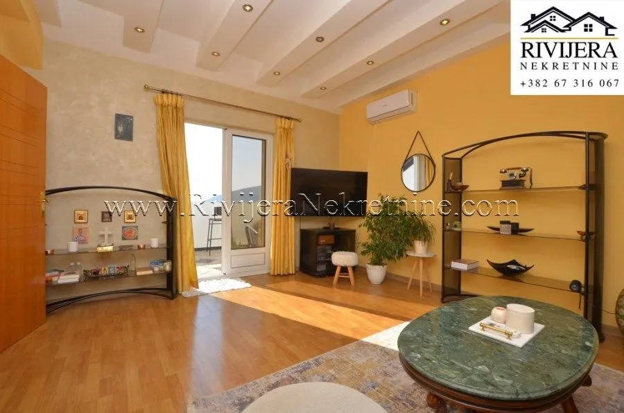 Prodaja, kuća, 330m², Savina, Herceg Novi