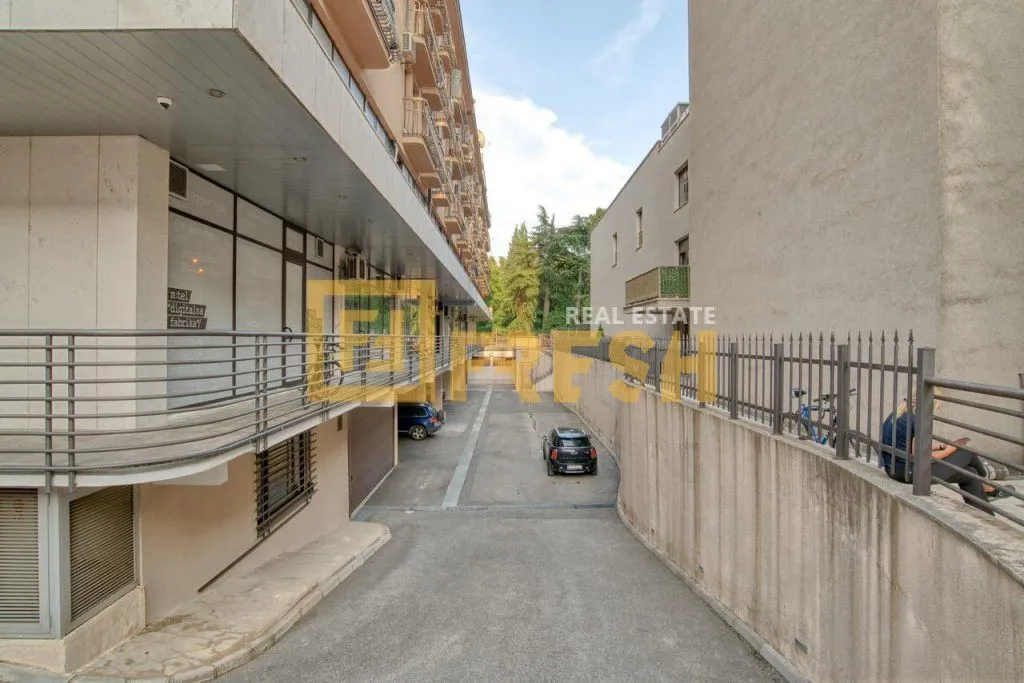 Rent, two bedroom apartment, 90m², Centar, Podgorica