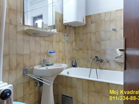 Prodaja, dvosoban stan, 57m², Savski Venac, Beograd - image 6