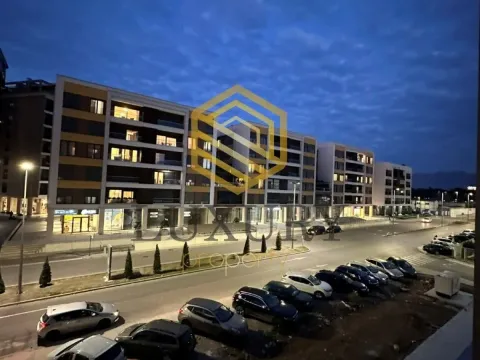 Izdavanje, jednosoban stan, 45m², Central Point, Podgorica - image 12