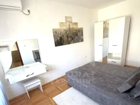 Rent, one bedroom apartment, 45m², Zlatica, Podgorica - image 5