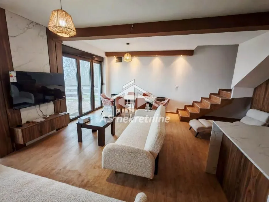 Izdavanje, kuća, 185m², Novi Beograd Sve Podlokacije, Beograd