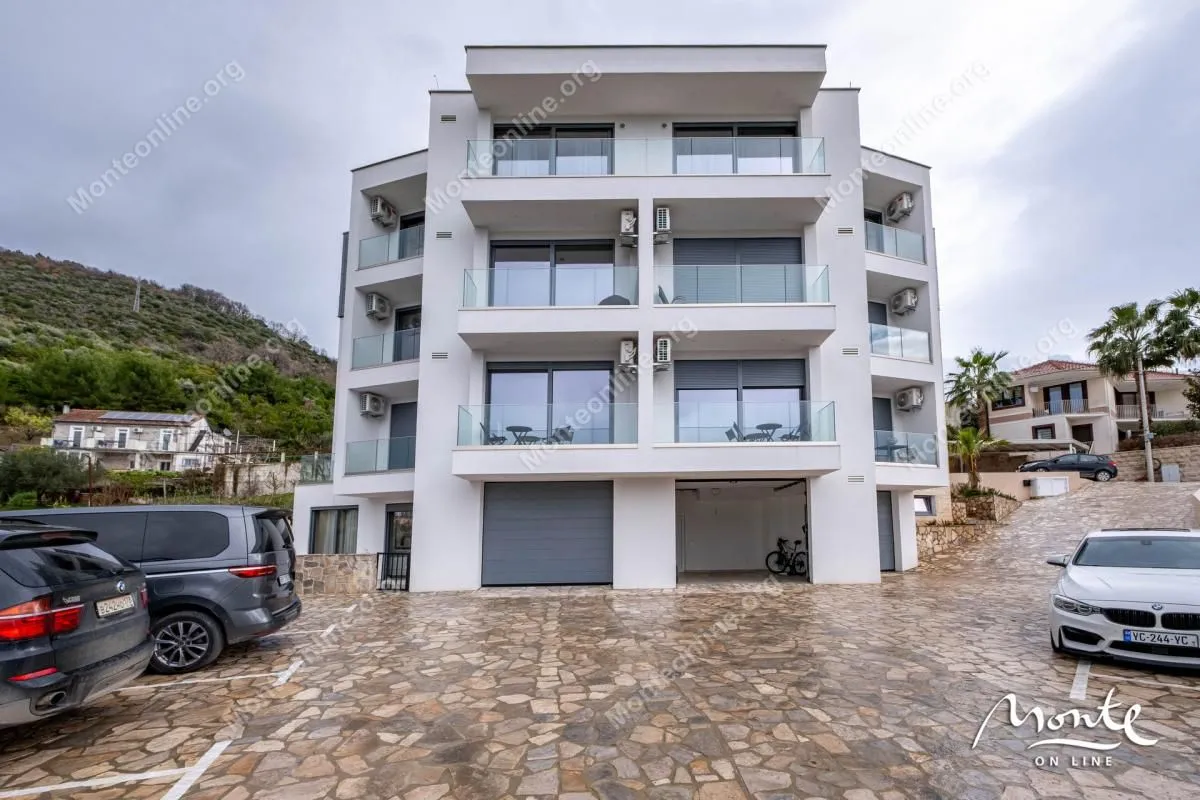 Prodaja, dvosoban stan, 76m², Tivat, Crna Gora