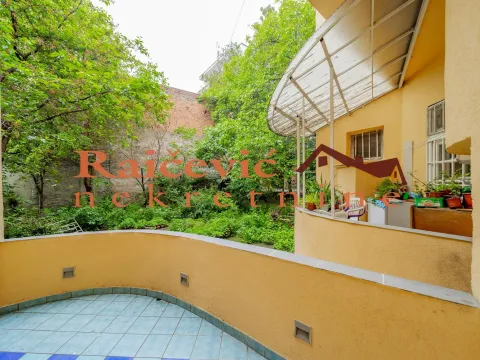 Izdavanje, garsonjera, 35m², Kalenić Pijaca, Vračar Sve Podlokacije - image 11