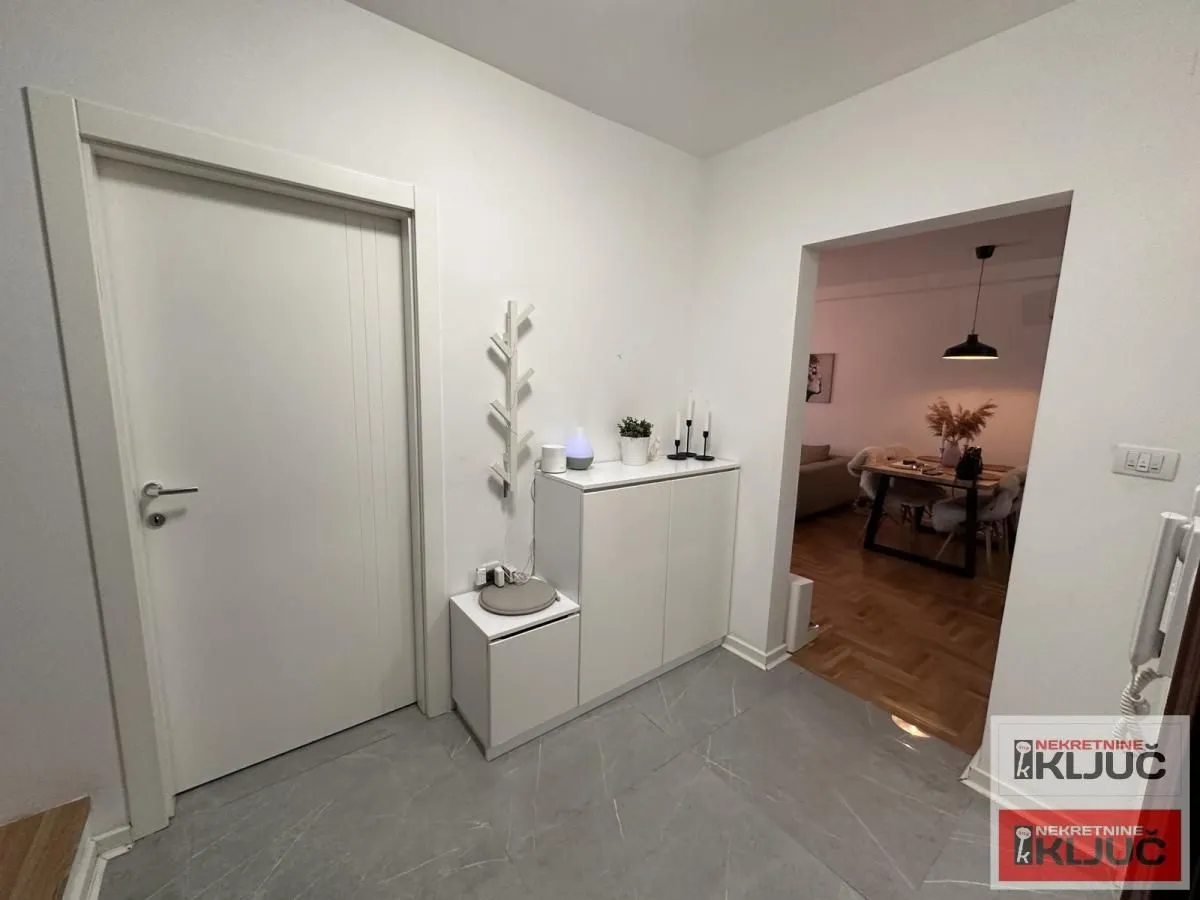 Prodaja, četvorosoban stan, 94m², Telep, Novi Sad Sve Podlokacije