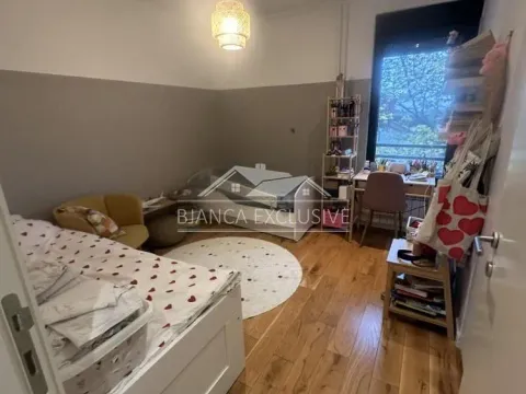 Prodaja, četvorosoban stan, 103m², Savski Venac, Beograd - image 4