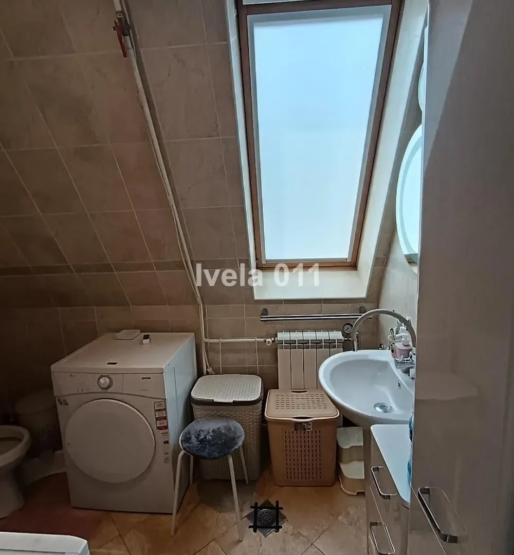Prodaja, četvorosoban stan, 98m², Voždovac Sve Podlokacije, Beograd