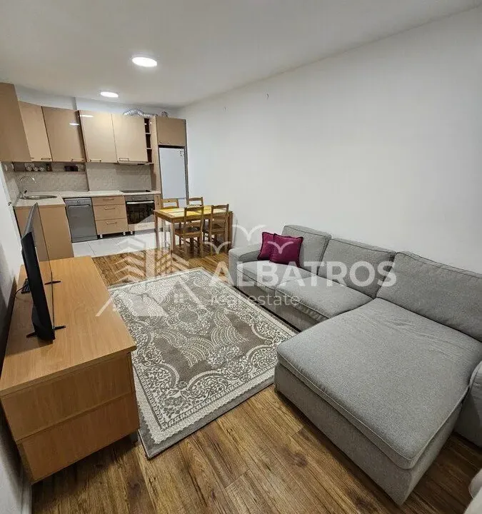 Rent, two bedroom apartment, 622m², Centar, Bar