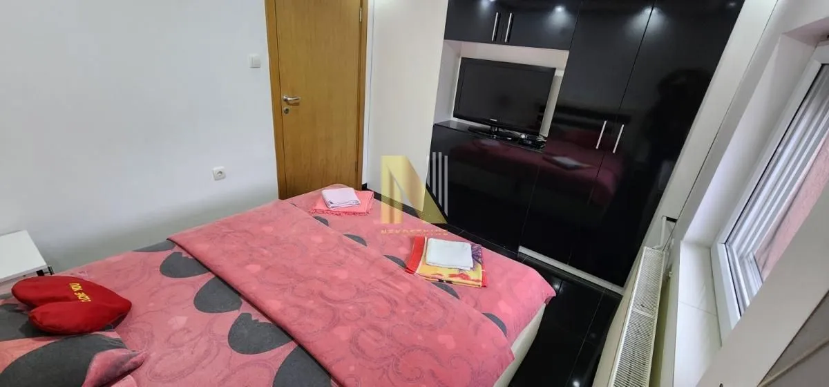 Izdavanje, trosoban stan, 80m², Petrovaradin, Novi Sad