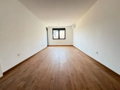 Prodaja, jednosoban stan, 50m2, Tološka šuma, Podgorica Prodaja, jednosoban stan, 50m2, Tološka šuma, Podgorica