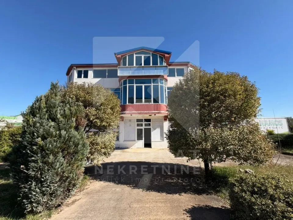 Rent, office space, 900m², Mareza, Podgorica
