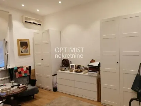 Prodaja, trosoban stan, 57m², Stari Grad, Beograd - image 17