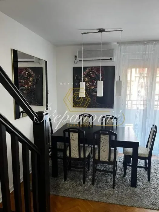 Prodaja, trosoban stan, 71m², Grbavica, Novi Sad Sve Podlokacije