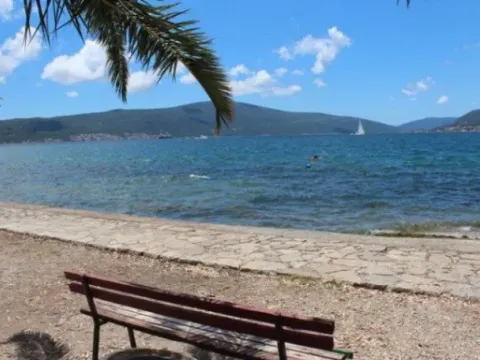 Izdavanje, dvosoban stan, 80m², Donja Lastva, Tivat - image 2