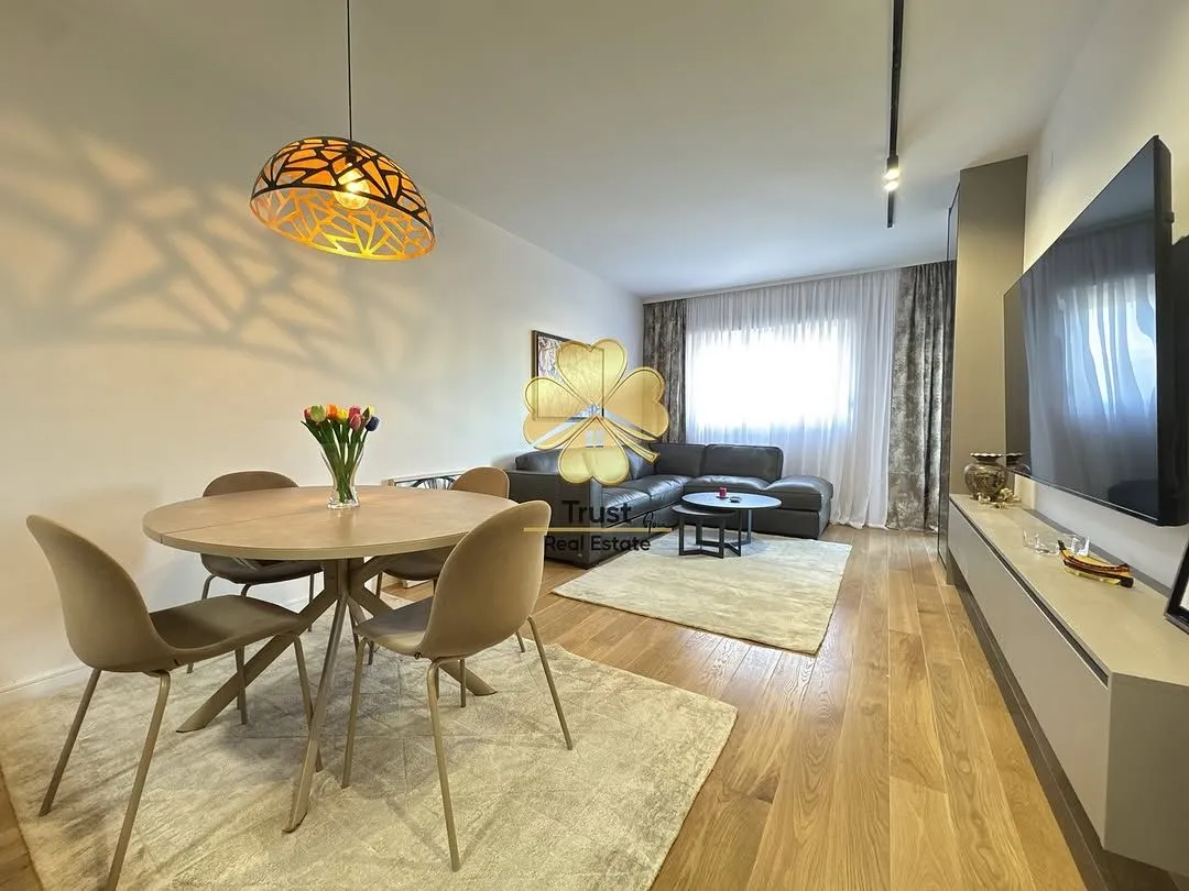 Rent, two bedroom apartment, 75m², Central Point, Podgorica