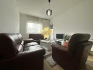 Izdavanje, dvosoban stan, 71m², City Kvart, Podgorica - image 1