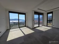 Sale, two bedroom apartment, 61m², Centar, Tivat - image 2