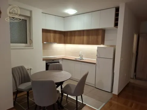 Izdavanje, jednosoban stan, 50m², Grbavica, Novi Sad Sve Podlokacije - image 8