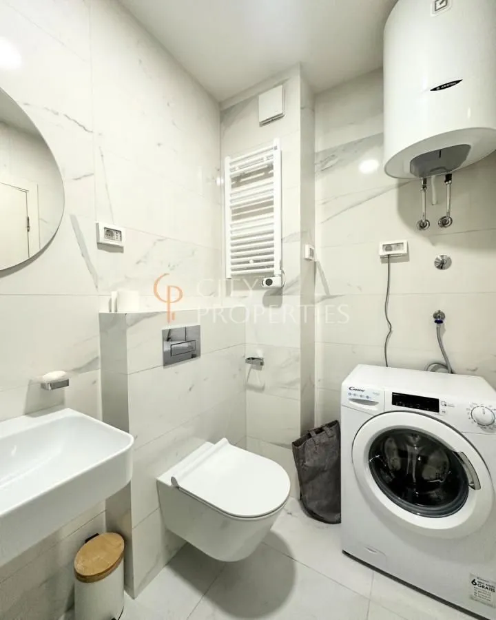 Izdavanje, stan, 49m², Central Point, Podgorica