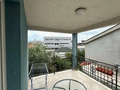 Izdavanje, trosoban stan, 141m², Donja Gorica, Podgorica - image 7