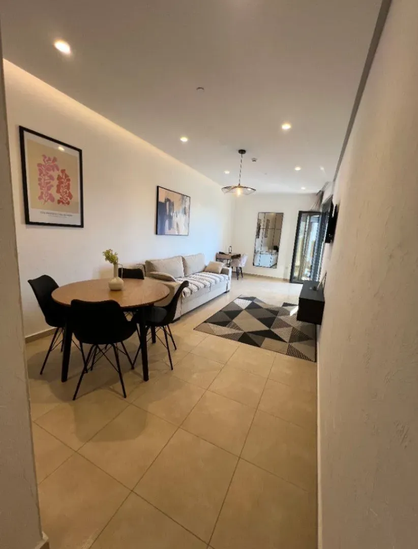 Rent, one bedroom apartment, 60m², Soho City, Bar