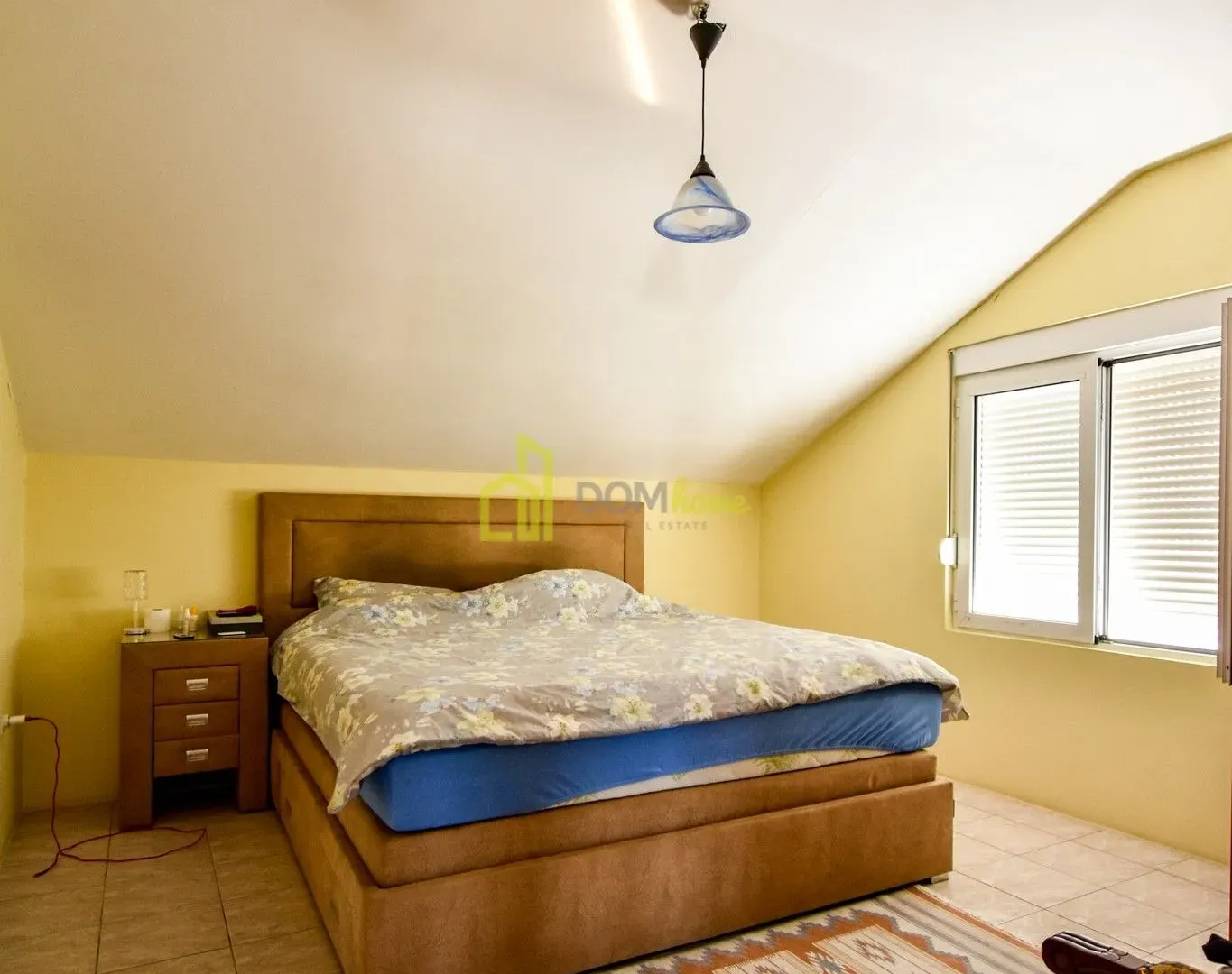 Sale, house, 303m², Konik, Podgorica