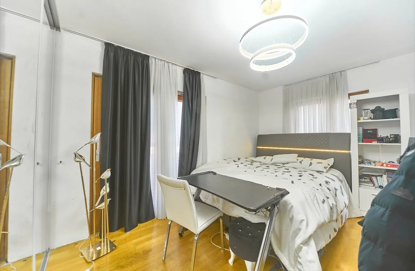 Prodaja, trosoban stan, 120m², Tološka šuma, Podgorica