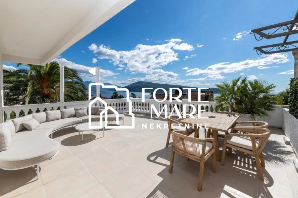 Sale, house, 294m², Herceg Novi, Crna Gora